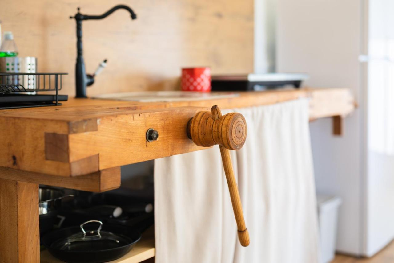 Glamping Kolpa Resort Gradac Ngoại thất bức ảnh