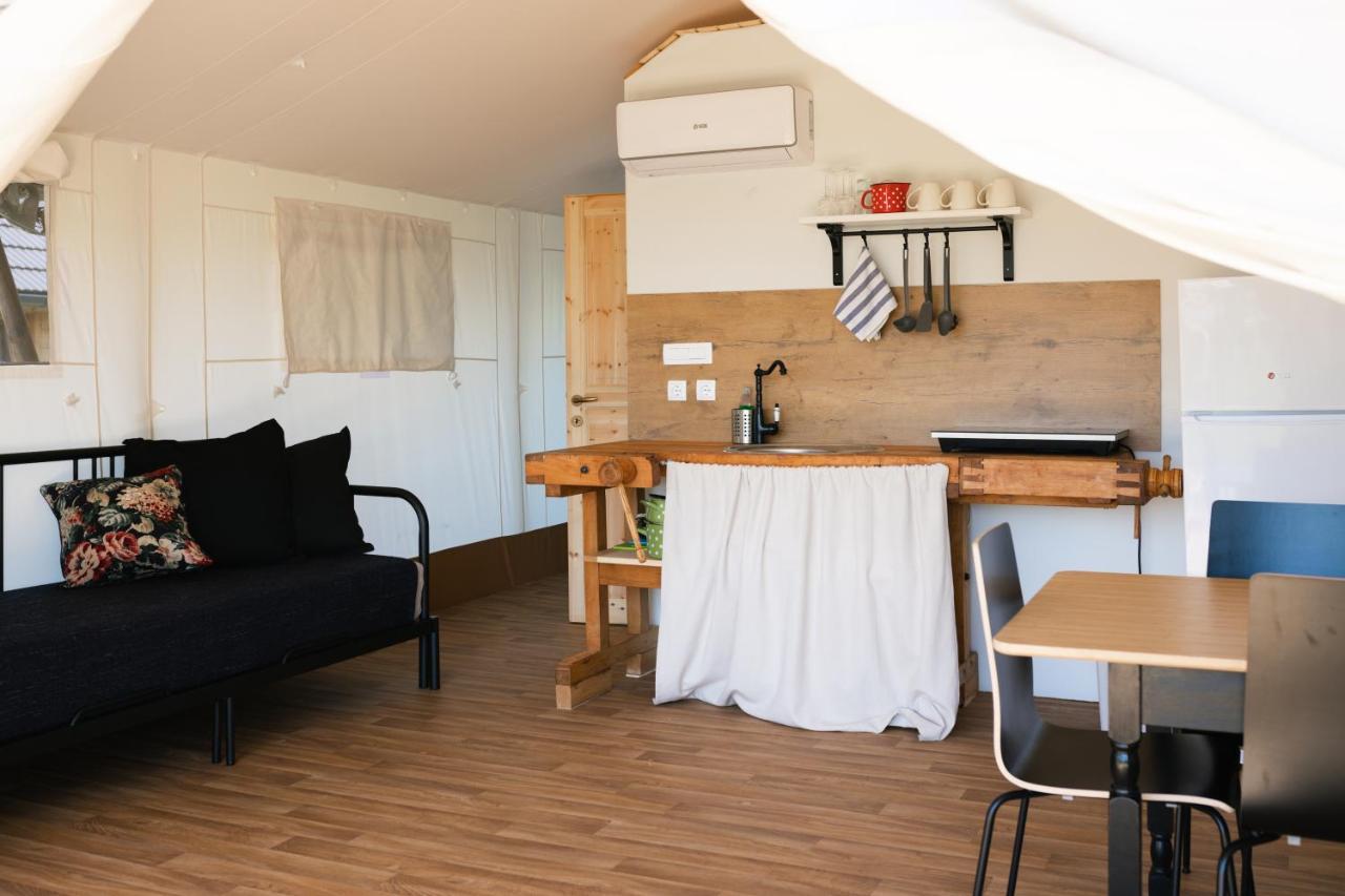 Glamping Kolpa Resort Gradac Ngoại thất bức ảnh