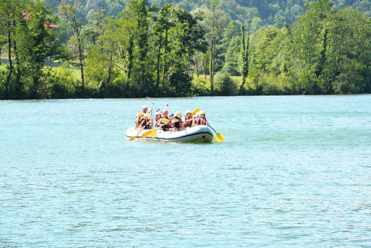 Glamping Kolpa Resort Gradac Ngoại thất bức ảnh