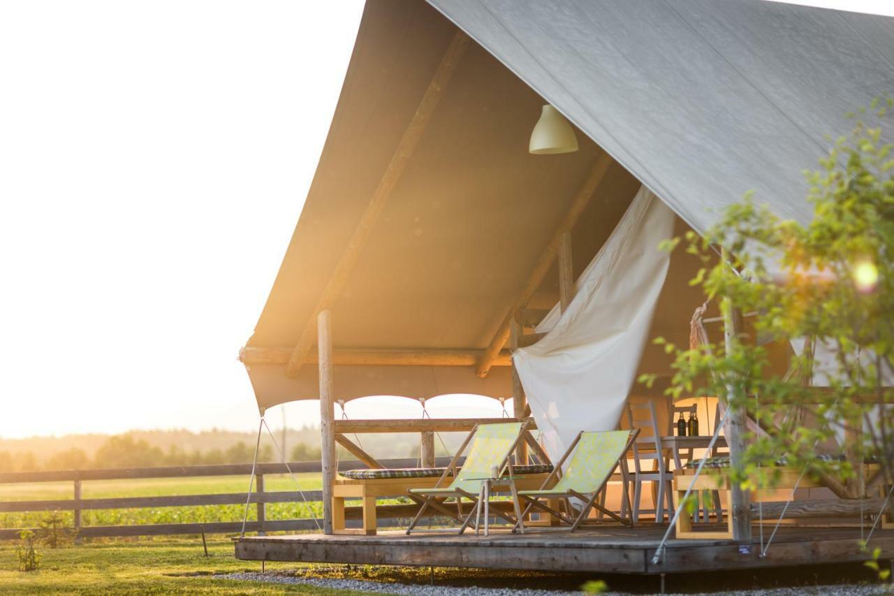 Glamping Kolpa Resort Gradac Ngoại thất bức ảnh
